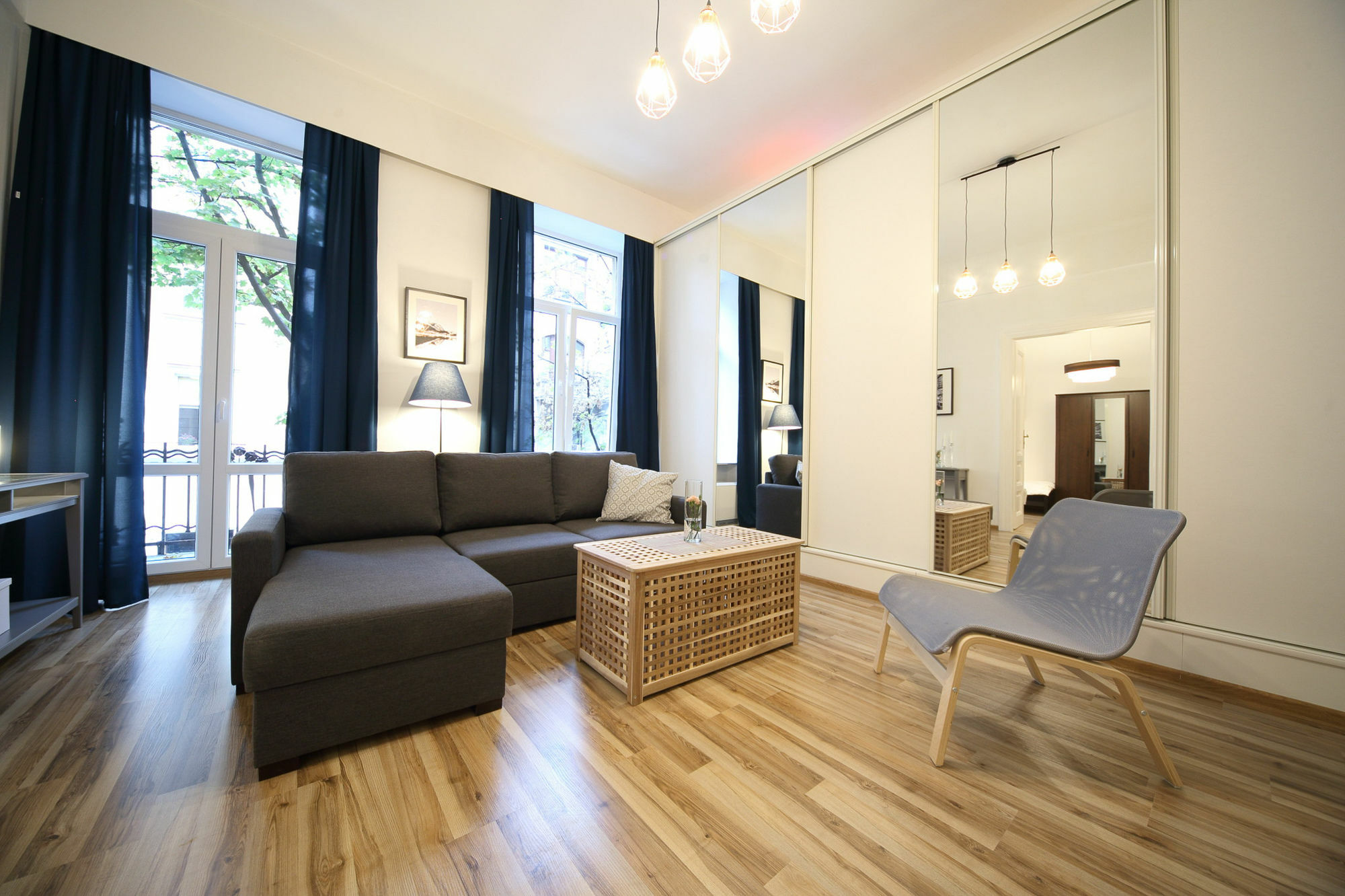 Old Town Friendhouse Apartments Kraków Zewnętrze zdjęcie